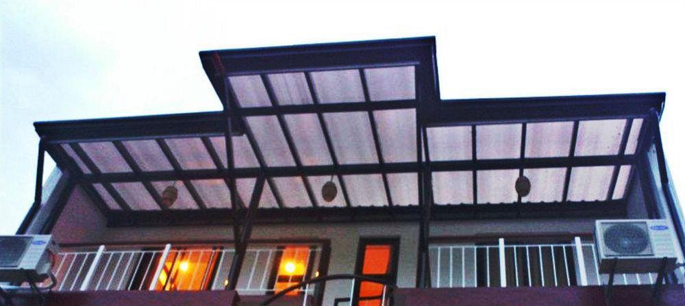 Balay De La Rama Bed & Breakfast Legazpi Buitenkant foto